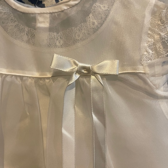 NEW Vintage Satin & Lace Christening Gown & Bonnet 6/9 Months  Infant Girls NWOT - Picture 3 of 7